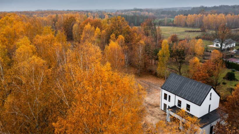 Realización de la cubierta fotovoltaica integrada SOLROOF en bolesławek